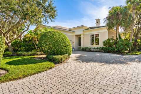 1638 Weybridge Circle, Vero Beach, FL 32963