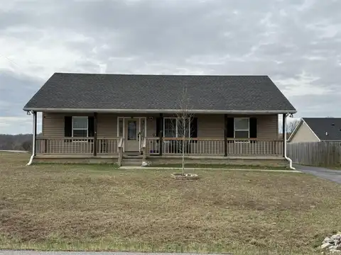 17 Christopher Avenue, Glasgow, KY 42141
