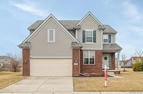 14231 Woodgrove Drive, Belleville, MI 48111