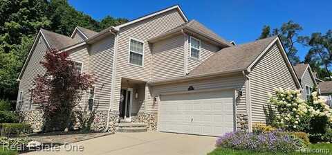 791 Milford Glen Court, Milford, MI 48381