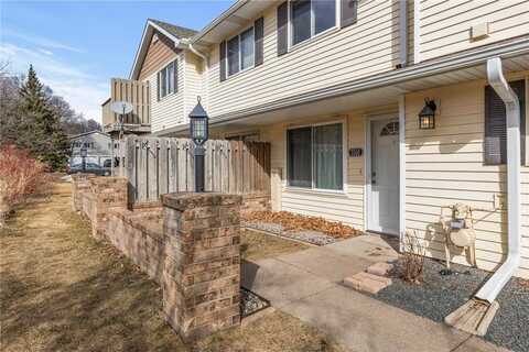 7560 15th Street Lane N, Oakdale, MN 55128