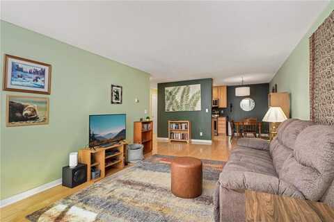 1770 Bryant Avenue S, Minneapolis, MN 55403