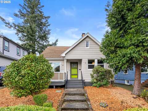3943 NE 76TH AVE, Portland, OR 97213