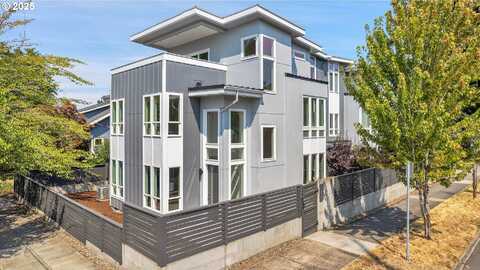 3255 NE PRESCOTT ST, Portland, OR 97211
