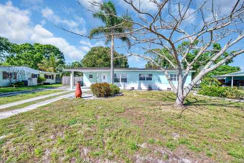 332 Smallwood Avenue, Fort Pierce, FL 34982