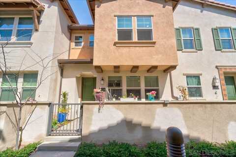 1092 Delpy View Pt, Vista, CA 92084