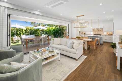 552 G Avenue, Coronado, CA 92118