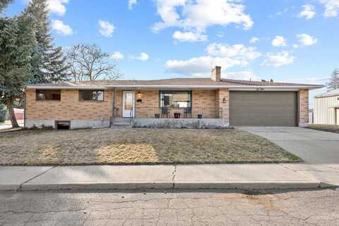 3405 N Oak St, Spokane, WA 99205