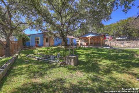 1069 Trail Pass, Canyon Lake, TX 78133