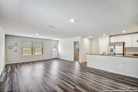 10407 De Gonzalo, Converse, TX 78109