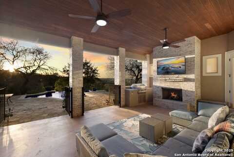 200 Menger, Boerne, TX 78006