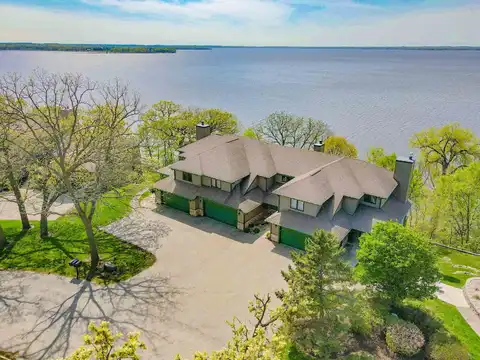 N799 Waubunsee Trail, Fort Atkinson, WI 53538