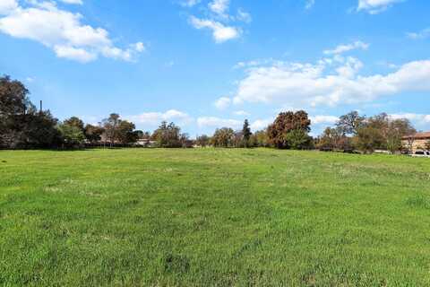 425 S Jackson Street, Red Bluff, CA 96080