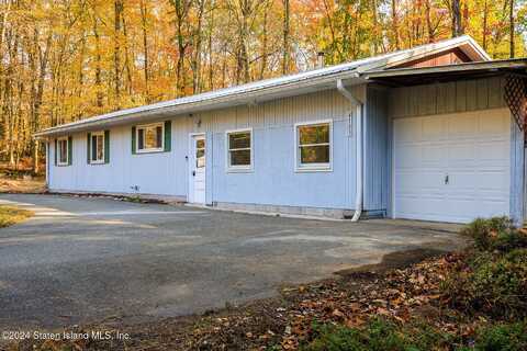 4183 Paper Birch Lane, White Haven, PA 18661
