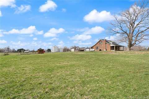 7975 Pine Hill Drive SE, Elizabeth, IN 47117