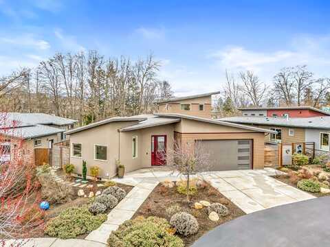 841 Sander Way, Ashland, OR 97520