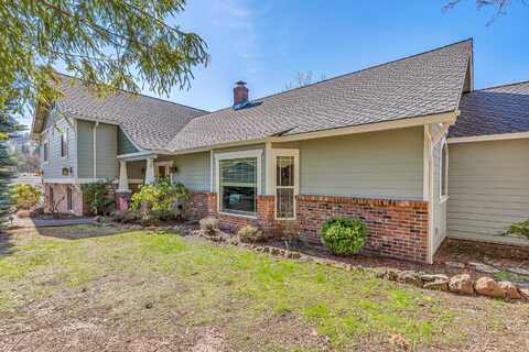 1373 Highcrest Drive, Medford, OR 97504