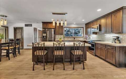 2828 Santa Claus Drive, South Lake Tahoe, CA 96150