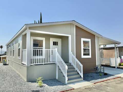 2200 W Wilson St # 115, Banning, CA 92220