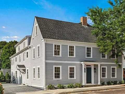 21 Bradford Street, Bristol, RI 02809