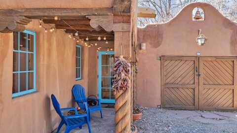 416 Liebert Street, Taos, NM 87571