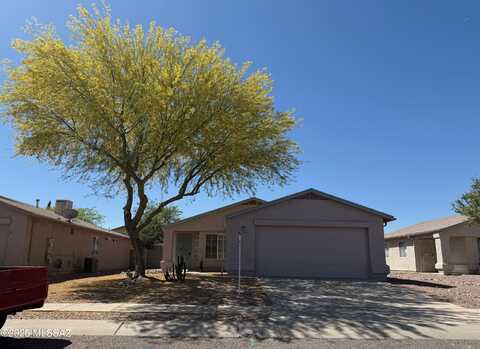 8994 E Weyburn Drive, Tucson, AZ 85730