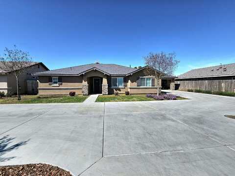851 N Creekview Street, Porterville, CA 93257