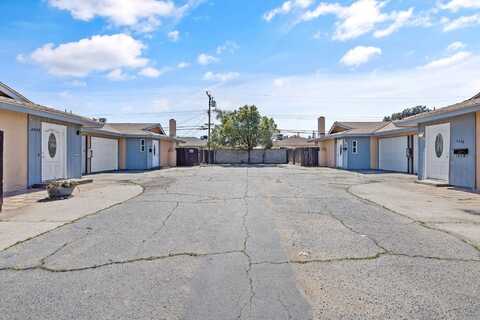 4438 E Dakota Avenue, Fresno, CA 93726