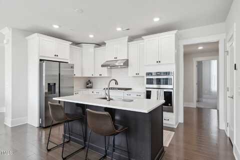 10320 Sablewood Drive, Raleigh, NC 27617