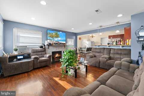 1709 LANGLEY WAY, HYATTSVILLE, MD 20783