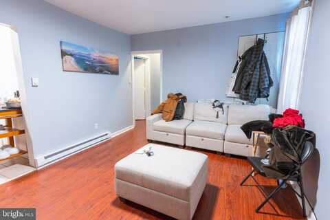 120 W ELM STREET, READING, PA 19601