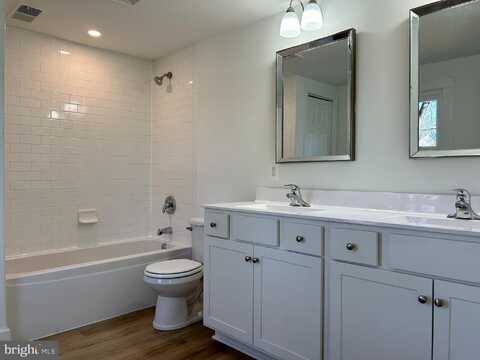 15 MARYLAND AVENUE, BRUNSWICK, MD 21716
