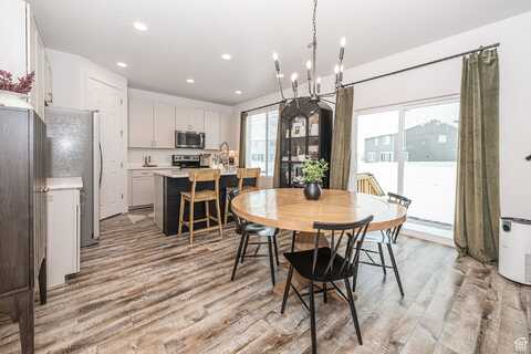 198 W BOX CREEK, Stansbury Park, UT 84074