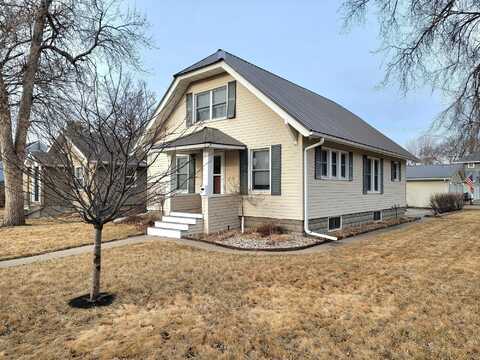 923 N Washington Street, Aberdeen, SD 57401