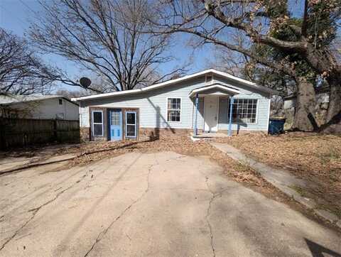 706 S Ash ST, Harrison, AR 72601