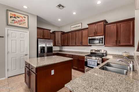 3914 E CONSTANCE Way, Phoenix, AZ 85042