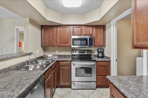 17017 N 12TH Street, Phoenix, AZ 85022