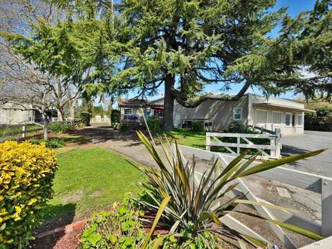 2060 Hagen Road, Napa, CA 94558