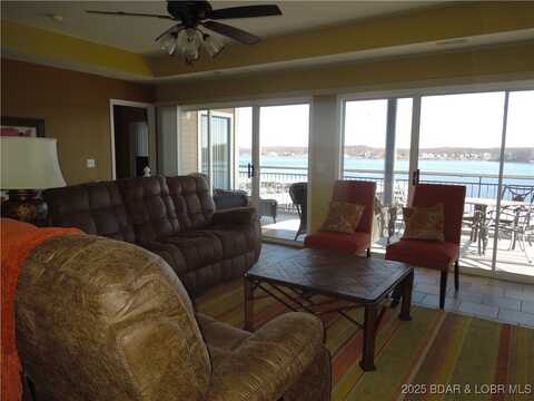 310 Palisades, Lake Ozark, MO 65049