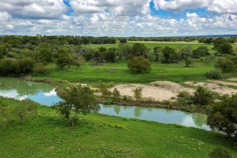 638 Vintners Way, Fredericksburg, TX 78624