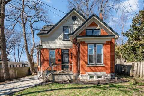 4315 Erie Avenue, Cincinnati, OH 45227