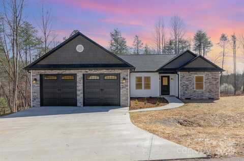 24 Eastwinds Drive, Hickory, NC 28601