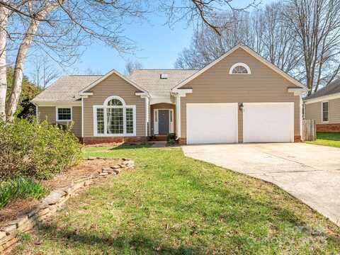 9307 Harlow Creek Road, Huntersville, NC 28078