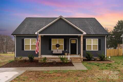 619 N Skyland Drive, Mount Pleasant, NC 28124