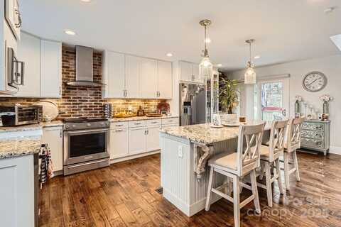8904 Saint Pierre Lane, Charlotte, NC 28277