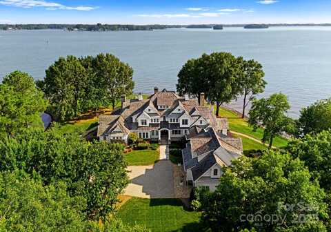 124 Wellcraft Court, Mooresville, NC 28117