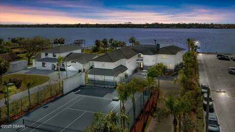 2621 N Halifax Avenue, Daytona Beach, FL 32118