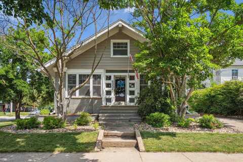 800 E Main St, Manchester, IA 52057