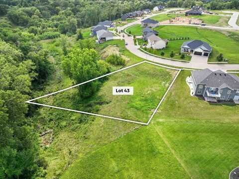 Lot 43 South Pointe, Dubuque, IA 52003