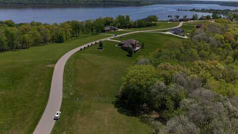 Lot 20 San Sebastian, Dubuque, IA 52001